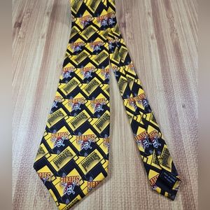 PITTSBURGH PIRATES Necktie 58 inch Vintage "Pirate" Logo 100% Silk